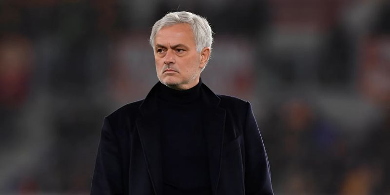 Bí Mật Thành Công Của José Mourinho: Tâm Lý, Chiến Thuật Và Drama 6 Bí Mật Thành Công Của José Mourinho: Tâm Lý, Chiến Thuật