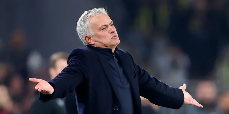 Bí Mật Thành Công Của José Mourinho: Tâm Lý, Chiến Thuật Và Drama 5 Chiến thuật huấn luyện các cầu thủ của José Mourinho