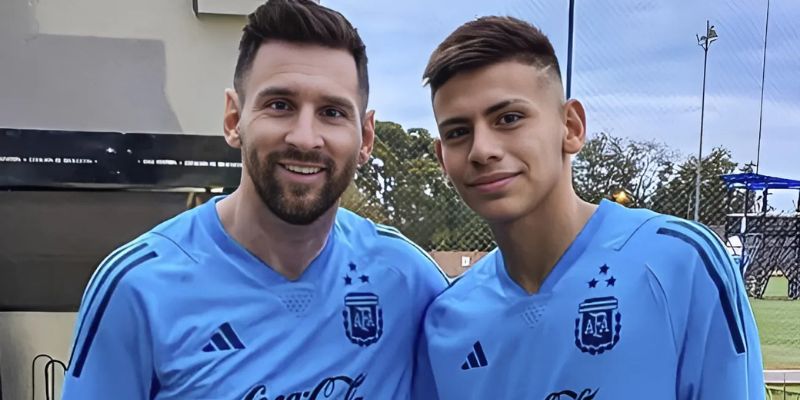 Claudio Echeverri: "Tiểu Messi" Mới Của Argentina Có Gì Đặc Biệt? 4 Claudio Echeverri: "Tiểu Messi" Mới Của Argentina
