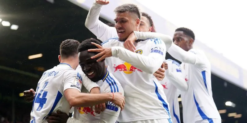 Nhận định Aston Villa vs Leeds United 22h00 ngày 21/2 5 Leedsluoon biết cáchtoar sáng đúng lúc với dàn cầu thủ sắc bén